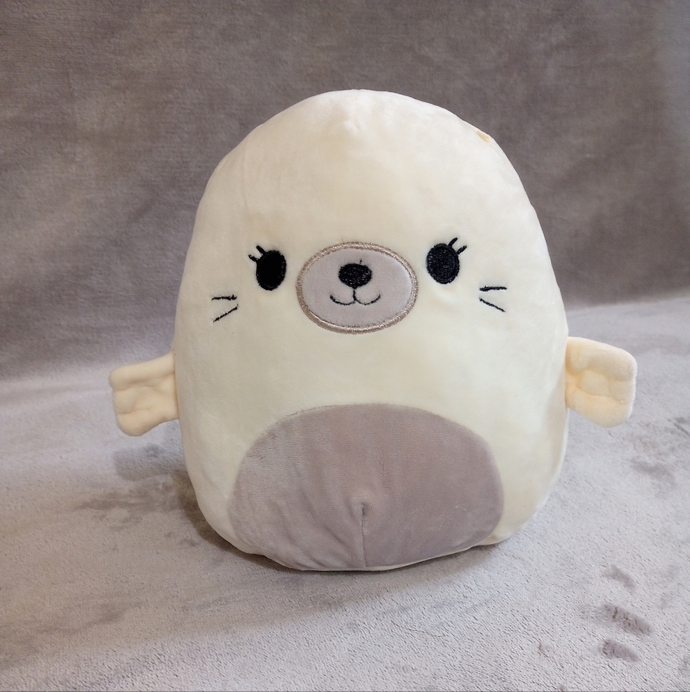 Original Kellytoy Lucille The White Baby Seal Squishmallow